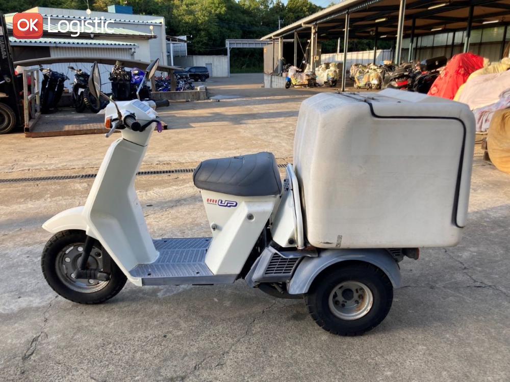 Honda Gyro up 3 Wheeled Scooter 50cc